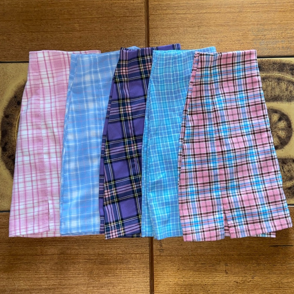 *DARK BLUE CARA ADDED* brandy melville cara skirts